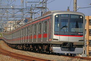 東京屈指の「サグラダ・ファミリア駅」ついに工事が最終章へ 見えてきた全貌 完成はいつ？