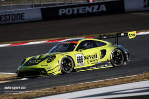 seven x sevenポルシェが勝利で逆転チャンピオン獲得。ST-USAコルベットは速さをみせるもトラブルに泣く【スーパー耐久第7戦決勝】