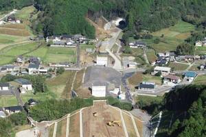 四国「左下ぐるり高速」延伸工事が前進！ 高知道の“終点の先”黒潮でトンネル貫通
