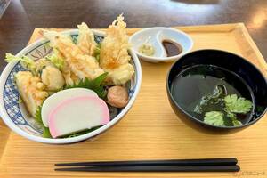 かまぼこの天ぷら!?　小田原の名店の味を小田原厚木道路「大磯PA」で堪能　バイクで行く高速道路グルメ