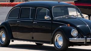 「えっこれがまさかの価格5000!? 」ランボルギーニ・ミウラを超える「VWビートル・リムジン」