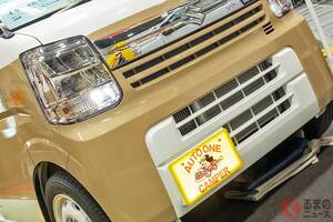 スズキ「“2階建て”エブリイ!?」実車公開！ 全長3.4mで「大人4人“寝られる”」軽バン!? 400で買えるオートワンキャンパー「給電くん／ピッコロキャンパープラス」に注目！
