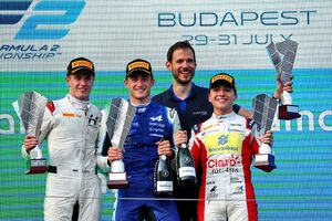 今季2勝目を飾ったドゥーハン「しっかりとタイヤマネジメントできた」FIA F2第10戦ブダペスト レース1　トップ3コメント