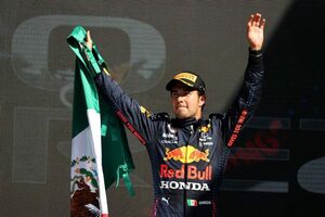 レッドブルF1のペレス、2021年ハイライトはメキシコGPでの表彰台獲得「いつかホームレースで優勝したい」