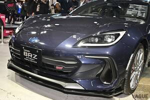 スバル「BRZ」にパープルのボディ色が精悍な限定車が誕生！ シルバーのアクセントが目を惹く“シックで上質なインテリア”も魅力的