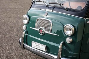 フィアット「600ムルティプラ」が1300万オーバー！「救急車仕様」と「タクシー仕様」がどうして高額なのか考えます
