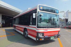 「1年で6月だけ運行する最長路線バス」に異変 今年はのりばが“途中で”変わる!? 小田急バス