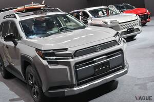 トヨタ新型「RAV4」のラゲッジスペースは使える？ ゴルフバッグは何セット積める？ 発売が待ち遠しい新SUVはレジャードライブのアシに最適か