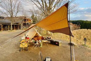 「小川張り」ってなに？ テントとタープにひと工夫して快適なキャンプサイトにする方法をお教えします