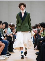 ディオールの新時代を高らかに宣言。2026年サマー コレクション ルック No. 1──GQファッションアワード2025 ルック・オブ・ザ・イヤー