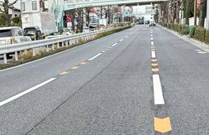 「踏んで良いの？悪いの？」よくわからない“車線”なぜ増えた？ 黄色と白線の混在型 弁護士に聞いた「合理的な判断方法」