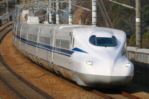東海道新幹線に「弱冷房車」試験導入へ 8月から利用状況などを調査 対象列車は？