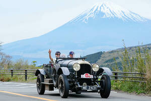 24日間で3491キロ!! 日本であまり報道されなかった壮大なツーリングが行われていた！…しかも参加車両の18台がオールドベントレーでした