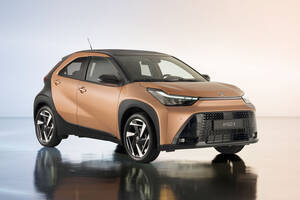 トヨタ　新型Aセグメントのクロスオーバー「アイゴX」を欧州で発表