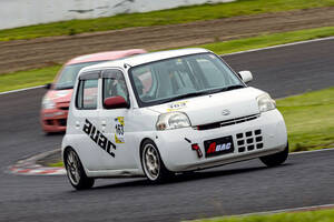 秋田大学自動車部の先輩たちを追いかけて、DIYでダイハツ「エッセ」をサーキット用に！…「東北660選手権」期待の若手を紹介します