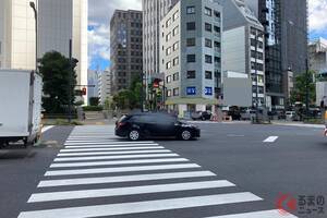 「行っちゃえ」は要注意！ 「やっぱやめた」もダメ!? 大迷惑な“ポツン”は違反？ 渋滞する交差点に突入で起こるトラブルとは