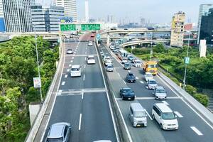 高速道路の渋滞に関する情報を、どのようにして集めているのか？ 渋滞検知のひみつ。【川辺謙一の「道路の雑学」Vol.7】