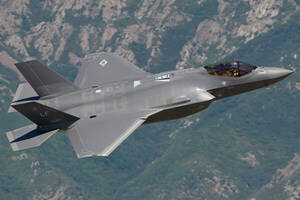 F-35のアップグレード計画発表される！ その能力は「第6世代機の80％」性能を10％下げたF-47よりもお得!?