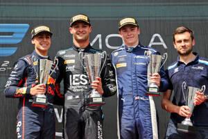 今季初優勝のクロフォード「完璧な結果になった」／FIA F2第4戦レース1会見
