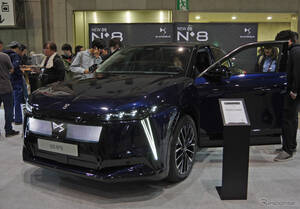DSの新フラッグシップSUV『N°8』が全国ディーラーで展示