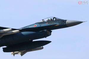 九州の空自基地に「ミサイル盛り盛り戦闘機」が何機も!? 同時期には中国空母が日本近海に出現