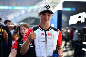 大活躍ベアマンは”儂が育てた”もとい「儂が契約した」元ハース代表のシュタイナー、お手柄？