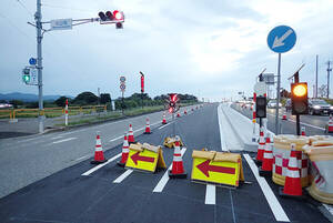 これで国道8号「県内ほぼ“4車線化or立体化”」実現！ 市街地の“現道拡幅”まもなく完成 隣の区間は「まるで高速」そうならなかったワケ