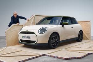 MINIとポール・スミスのコラボモデルがオシャレすぎる！ 2026年にも続々登場予定【ジャパンモビリティショー2025】