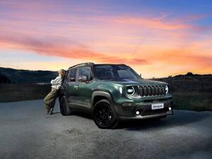 ジープ最小SUVが“別物”に進化！限定150台「レネゲード ノーススター エディション」は新色×専用装備で魅力アップ