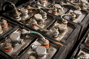 60年もの不動車がバッテリー交換だけで走り出した！　EVの長期保管はエンジン車よりも簡単!!