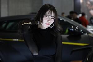 【コンパニオンフォトギャラリー】東京オートサロン2025を彩った美女大集合(2)