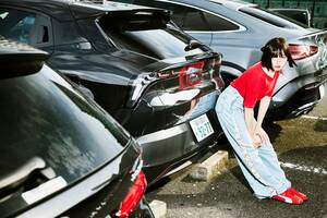 アルファロメオの新しい末っ子「ジュニア」が、私の胸をザワつかせる【瀬イオナの試乗レビュー】