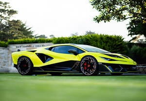 【スーパースポーツ最前線】デザインのマニフェストであり、次期メカニズムの先行開発車。世界29台限定「ランボルギーニ・フェノメノ」の輝き