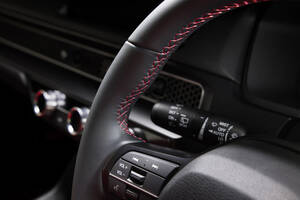 【現行シビックタイプR】しっとり手触りの本革ステアリングホイール、純正オプションとして登場