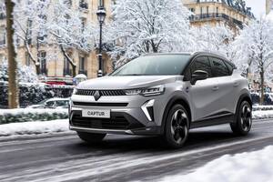 雪道もぬかるみも気持ちよくドライブ！ルノー「キャプチャー」に走破性みがいた限定モデル