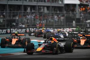 フェルスタッペン、ポールを生かせず、40秒差の4位。ノリスとの攻防については「僕の意見では、全く問題ない」