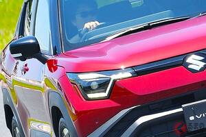 スズキ新型「コンパクトSUV」初公開！ 全長4.3mで“日本にちょうどいい”サイズ採用！ スズキ初の「四角いハンドル」も搭載した“めちゃ斬新モデル”新型「eビターラ」に期待大！