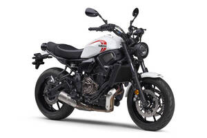 ヤマハ、ネオレトロ『XSR700』の最新モデル発表。ホワイトとブルーのカラーラインアップに