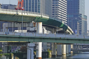 阪神高速を「ミャクミャク色」に染め上げます！ ド派手に“流れるライトアップ” 大阪・中之島で