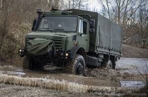メルセデスベンツ『ウニモグ』、軍用トラック仕様出展へ…フランス防衛・安全保障展示会