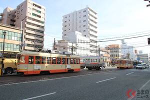 「路面電車が信号無視したら…」違反になる？ 知らない人多い「黄色い矢印」って何？ クルマの運転手があまり知らないコトとは