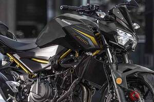 価格77！「Sugomi」を増した「新ネイキッドバイク」 カワサキ「Z400」2026年モデル発売