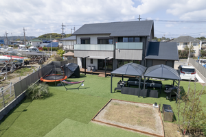 福岡・大岳の自然に囲まれた“非日常空間”!? 「BBQ・サウナ完備、ペット可」の最大20名まで泊まれる貸別荘の特徴とは