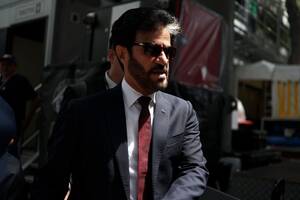 FIAベン・スレイエム会長、日本・東京で表敬訪問。石破茂首相やスポーツ庁室伏広治長官らと面会