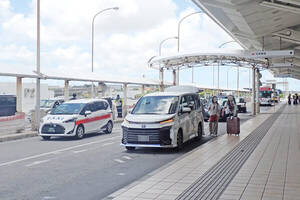 年間2000万人空港「送迎車で大混雑問題」緩和なるか？ 那覇空港の「高架道路」延伸でどう変わる まだまだ続く“機能強化”