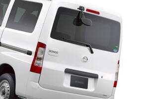 最近減った？「マツダの商用1BOX車」じつは違う顔で販売中！「でも、オリジナルではありません」←どういうこと？