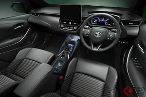 新車235万円！ トヨタ最新「ステーションワゴン」は“ひろびろ荷室”＆全車「ハイブリッド」搭載！ リッター約30km走る「カローラツーリング」がスゴい！