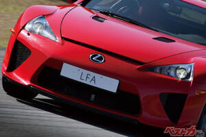 V10エンジンがたまらん!!　レクサス初のスーパースポーツ LFAが半端ない件
