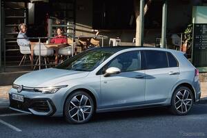 マークが光る!! VW『ゴルフ』改良新型を発表…アイコンの最新版、2025年1月より出荷