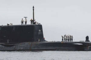 原子力潜水艦「アスチュート」“史上最長”の初期配備を終え改修へ 15年は異例の長さ？ 素直に喜べないワケとは